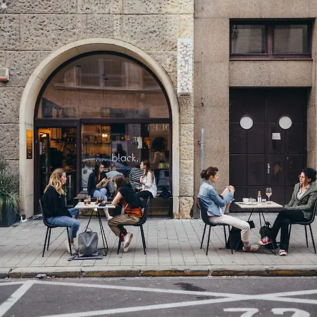 Daire Old Town Black Bratislava