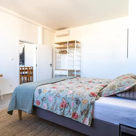 Old Town Black Апартаменты